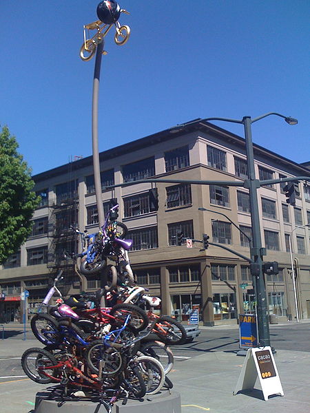 File:BikeSculpture1.jpg