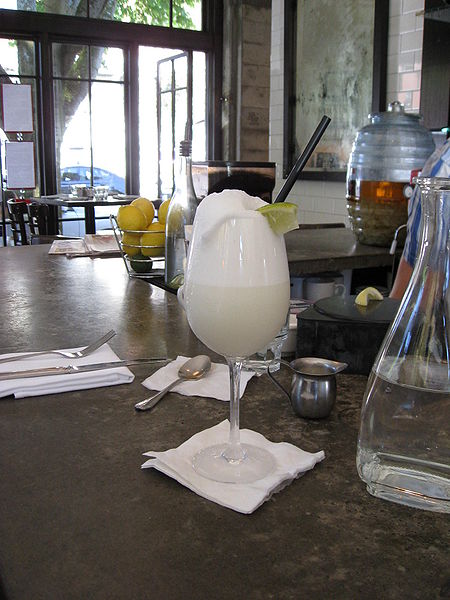File:Drink-cafenell-ginfizz.JPG