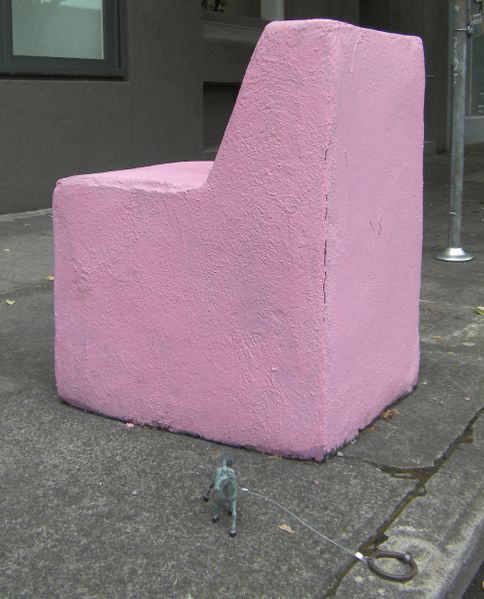 File:Horse-Ring-Chair-NW-Flanders-St-and-NW-9th-Ave.JPG