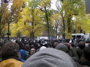 Cops Get Tense Prepare To Charge Protesters SW Main Street Near 4th Avenue 13 November 2011.jpg